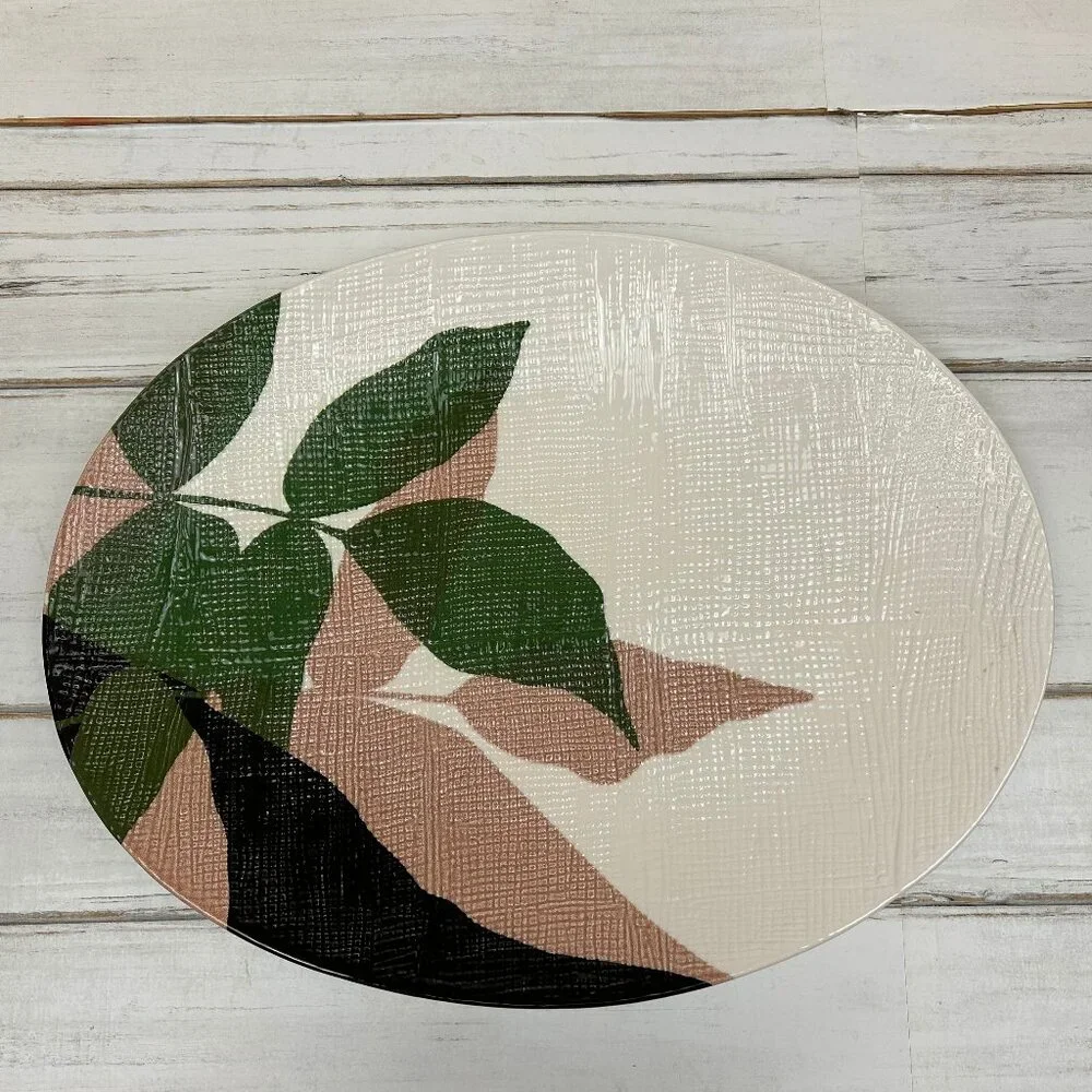Crate & Barrel Oval Serving Platter - Picture 1 of 2